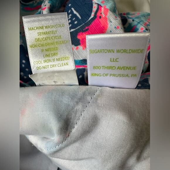 Lilly Pulitzer Indigo Star Struck Adie Shorts Sz 2‎ - Perfect condition - Picture 7 of 10